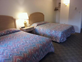 Отель The Tallwood Motel  Уэлс